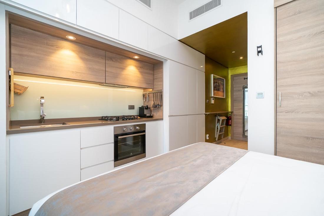 Higuests - Designer Studio In Dubai Marina With Amazing Views Экстерьер фото